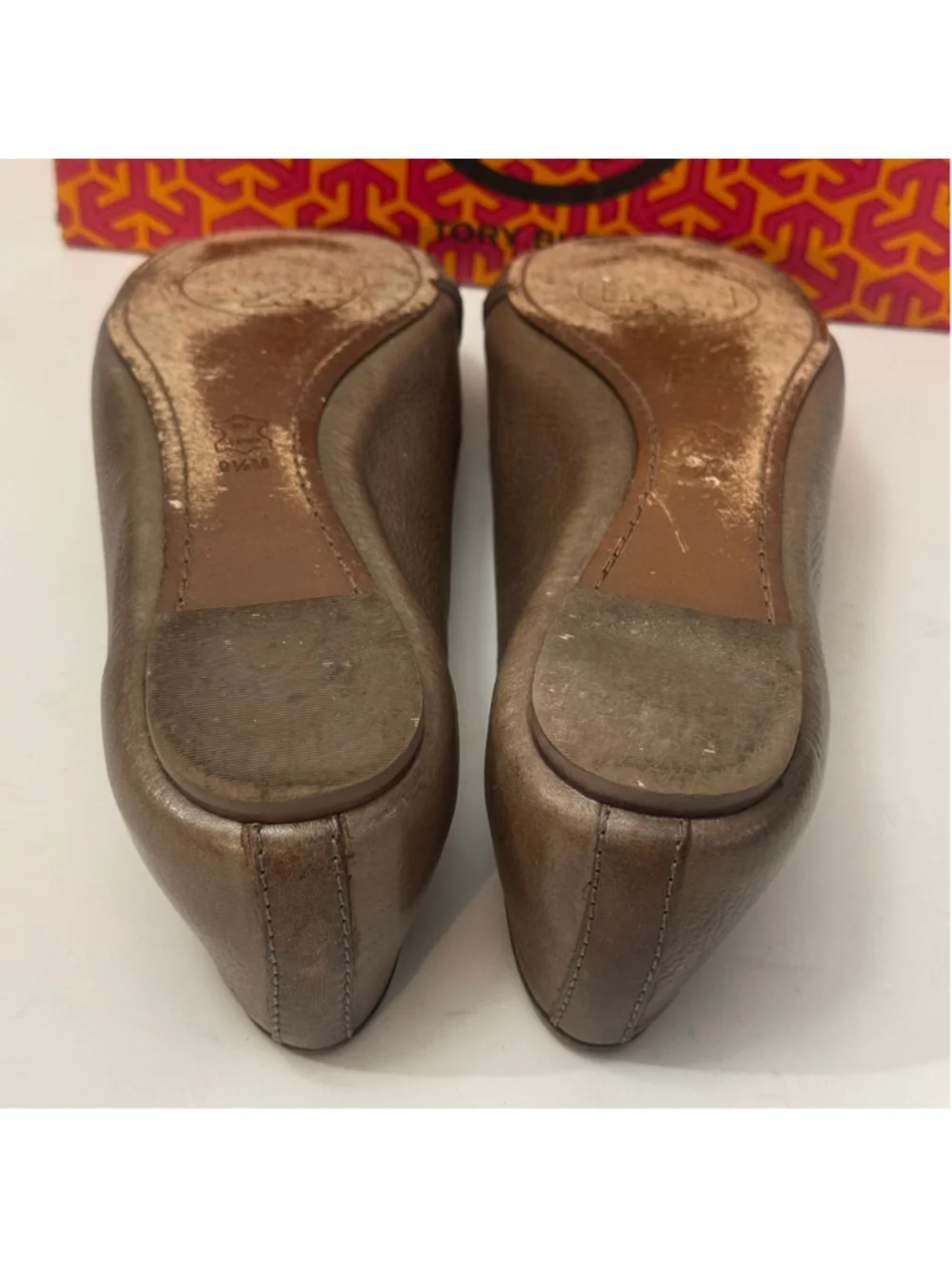 Tory Burch Reva Metallic Taupe Leather Logo Ballet Flats Gold Hardware 9.5M